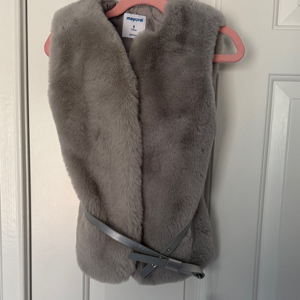 Mayoral Soft Gray Fur Vest with Belt size 6 Brand New